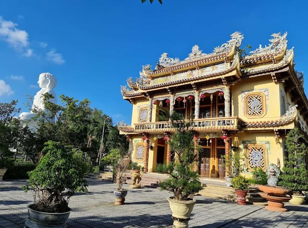 chua quang minh da nang