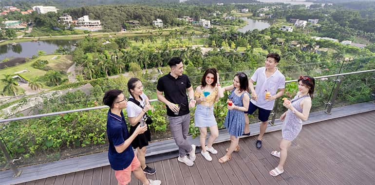 sky bar restaurant flamingo dai lai vinh phuc