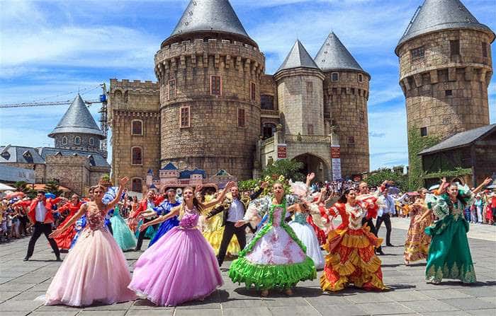 le hoi carnival ba na hills da nang