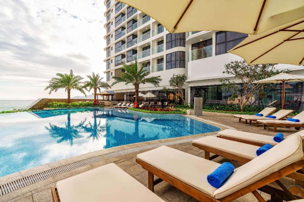 vinpearl condotel empire nha trang 