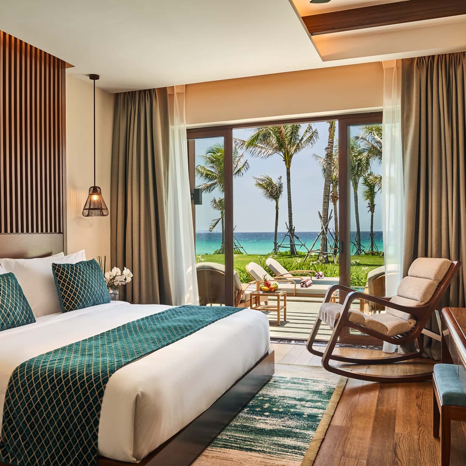 mövenpick resort cam ranh nha trang 