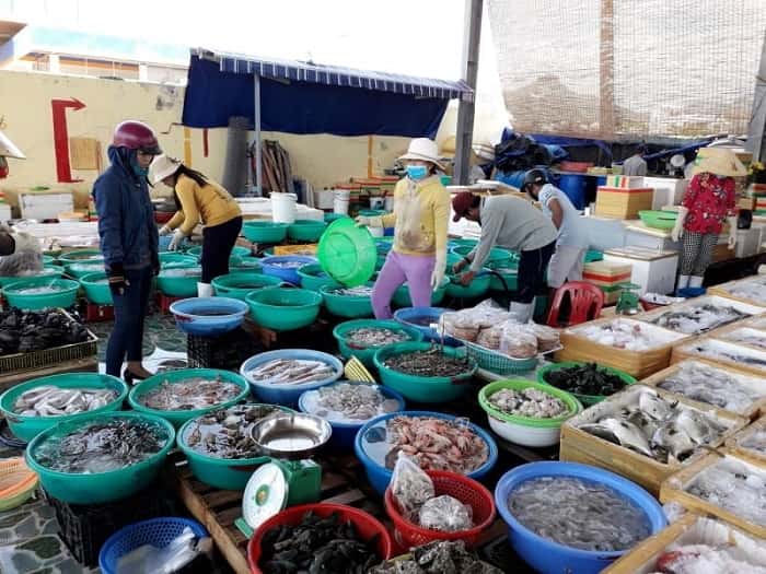 chợ vĩnh lương nha trang 