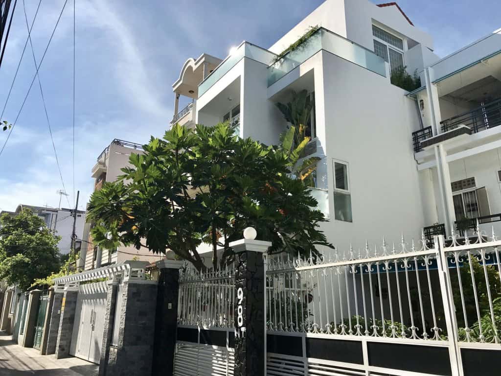 vivid garden homestay nha trang 