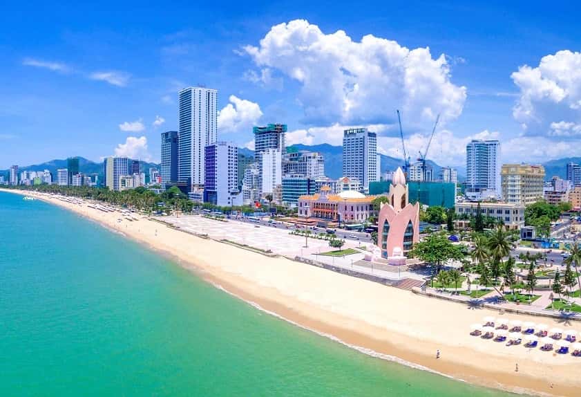bai bien nha trang 