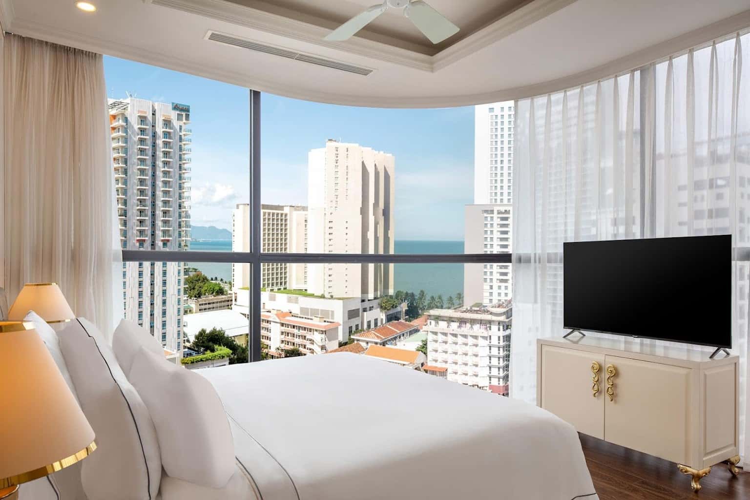 vinpearl condotel empire nha trang