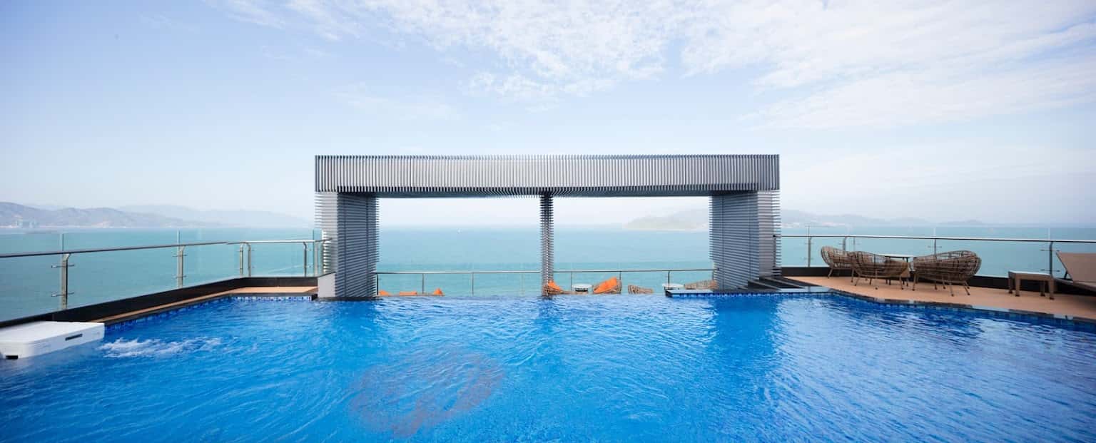 comodo nha trang hotel