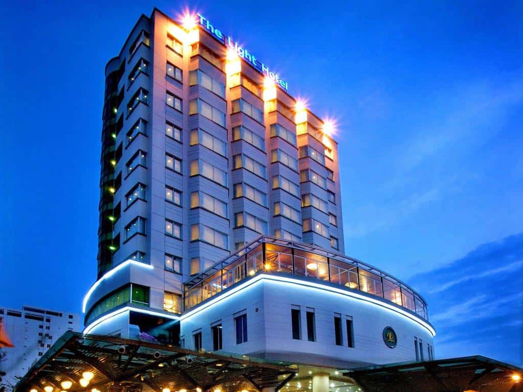 the light hotel and resort nha trang