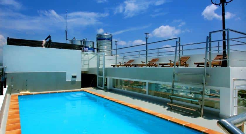blue pearl hotel nha trang