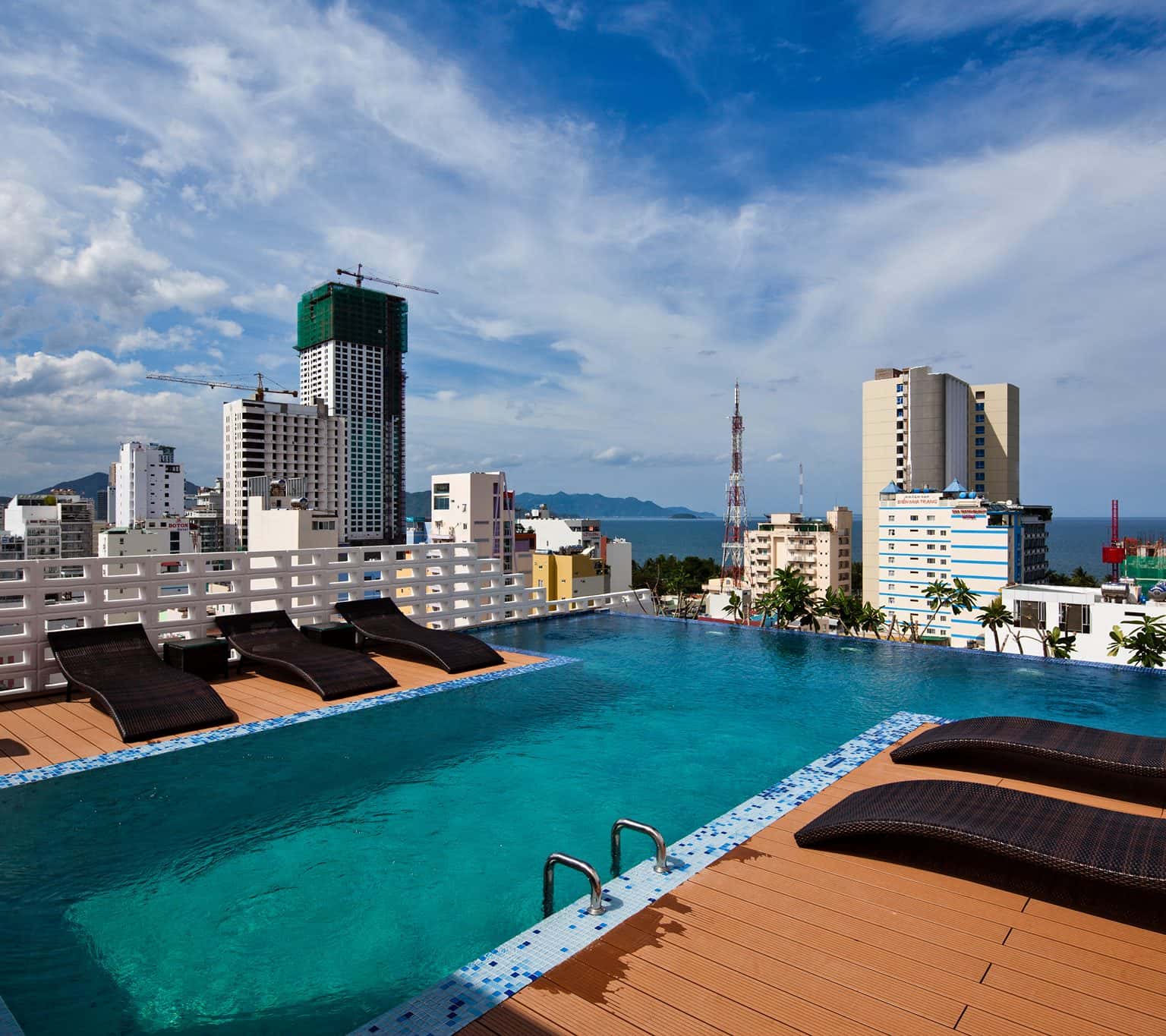 golden holiday hotel nha trang