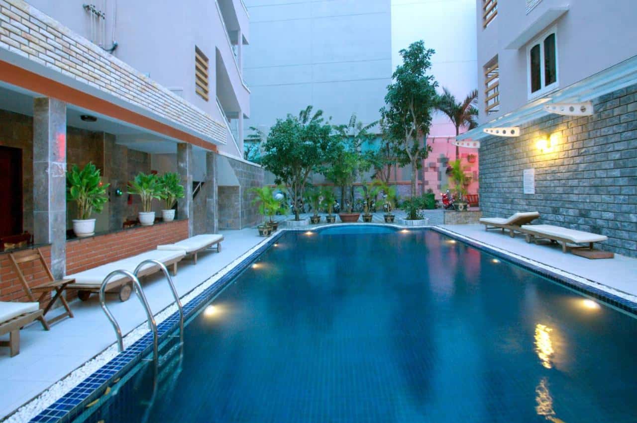 luxury nha trang hotel 