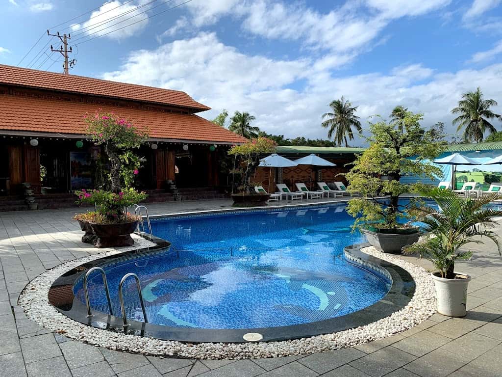 white sand cam ranh hotel nha trang