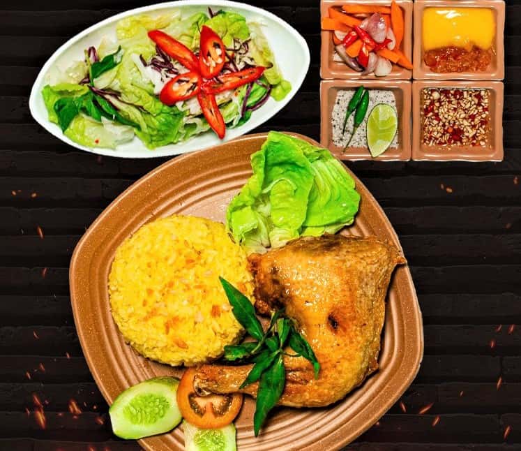 com ga 52 a thang nha trang