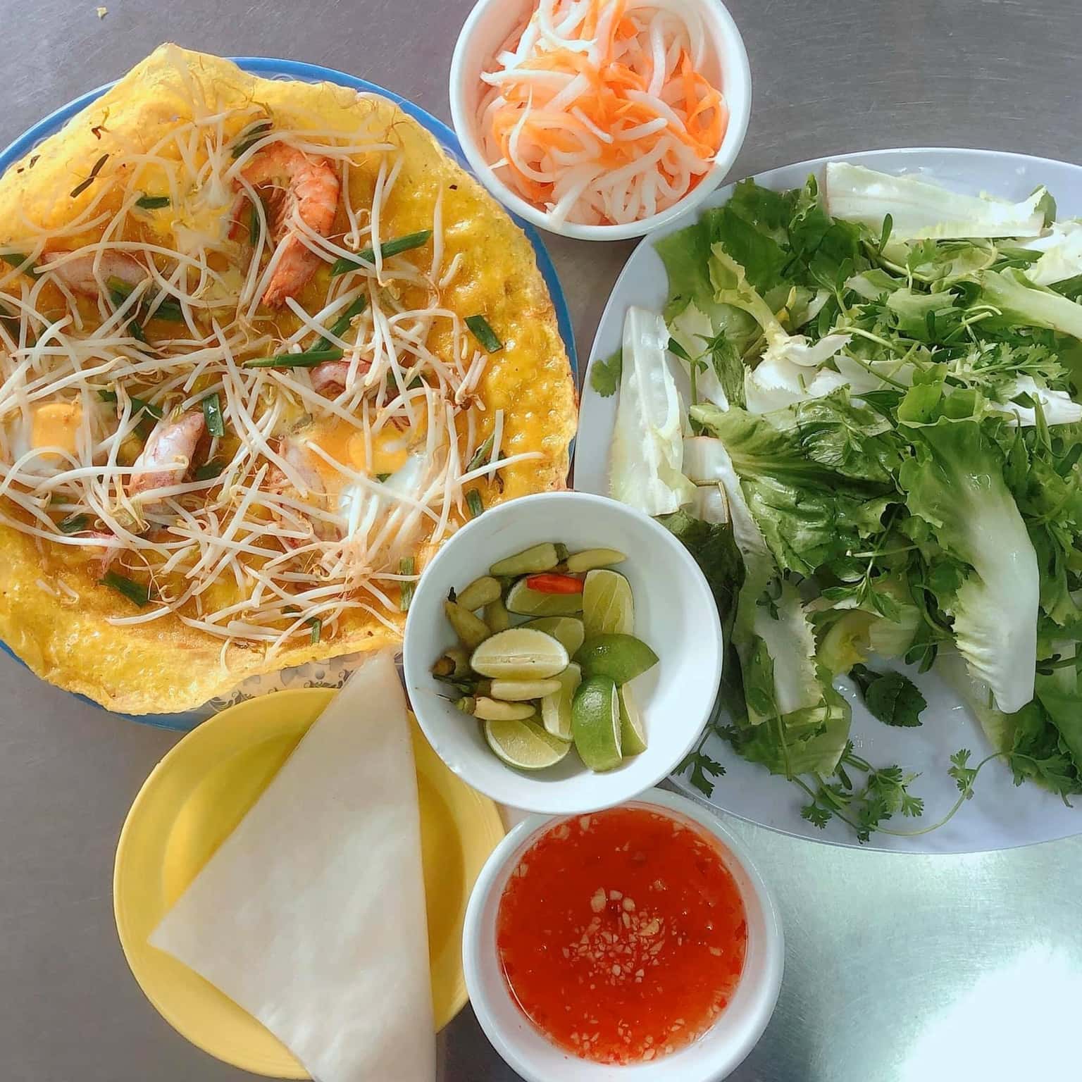 banh xeo chao 85 nha trang