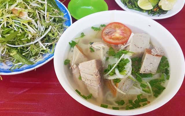 quan min nha trang