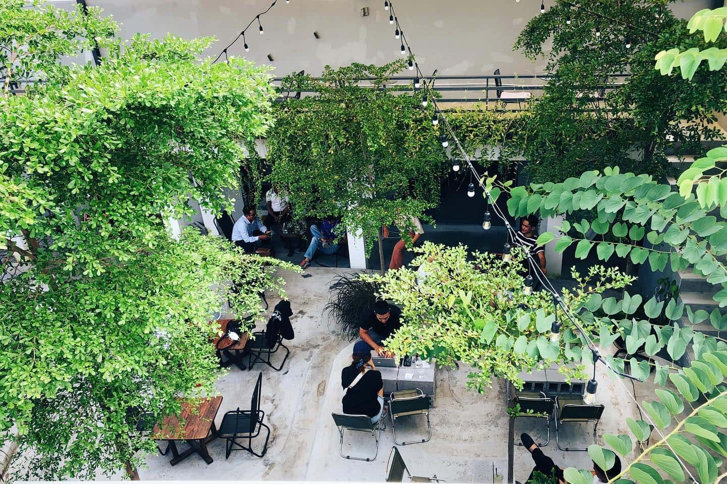 quan nora coffee roastery nha trang