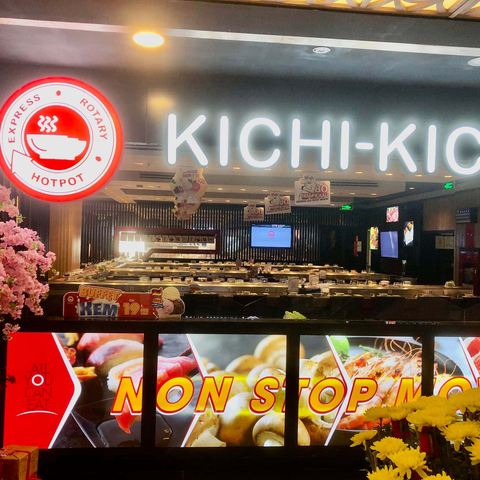 kichi kichi ariyana nha trang