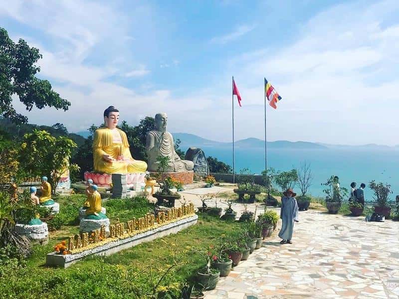 chua da bao nha trang