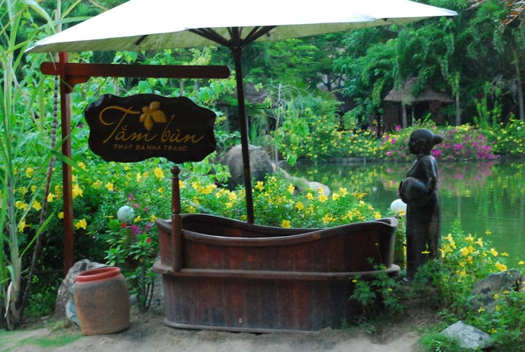 tam bun thap ba nha trang