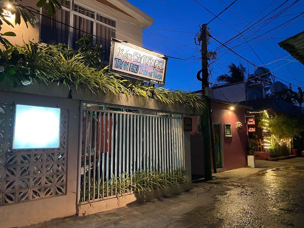 chill house by the beach phu quoc