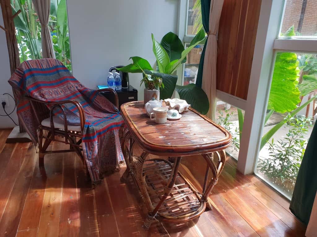 the may garden stay cafe phu quoc