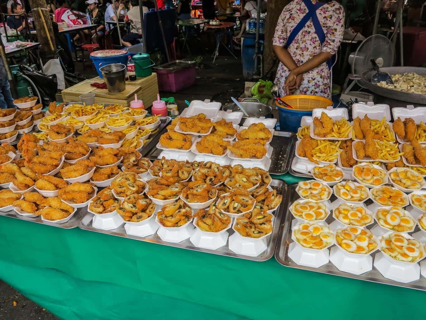 cho ratchawat và sriyan thai lan 2