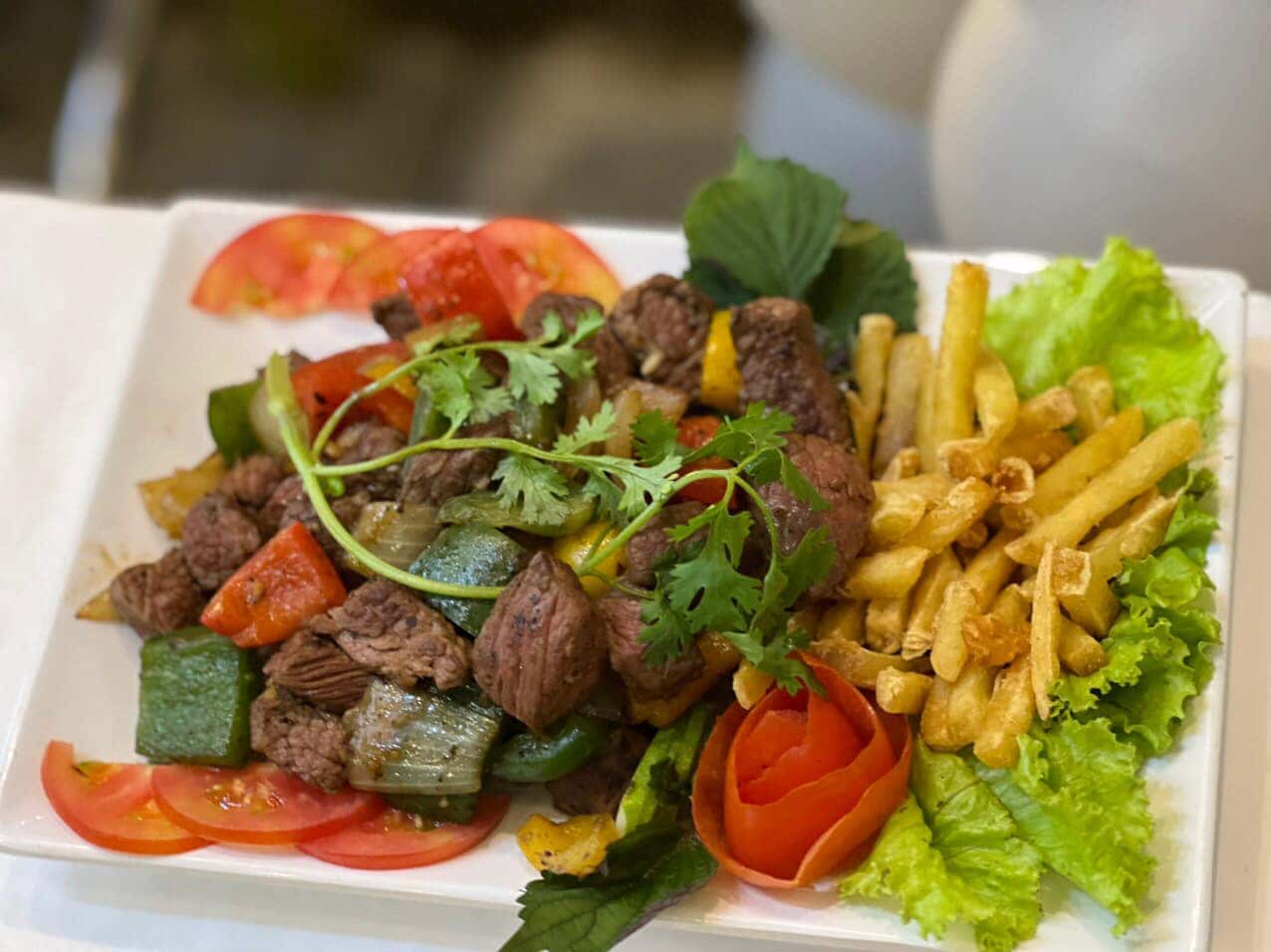 nha hang hoa bien phu quoc