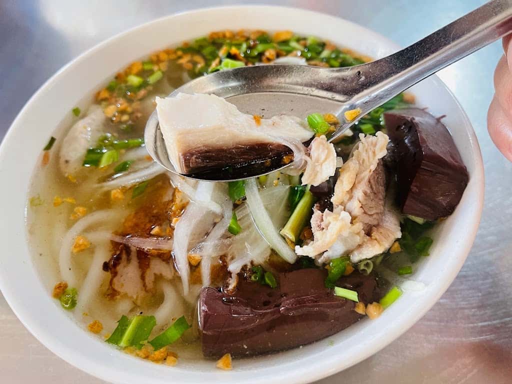 banh canh phung phu quoc
