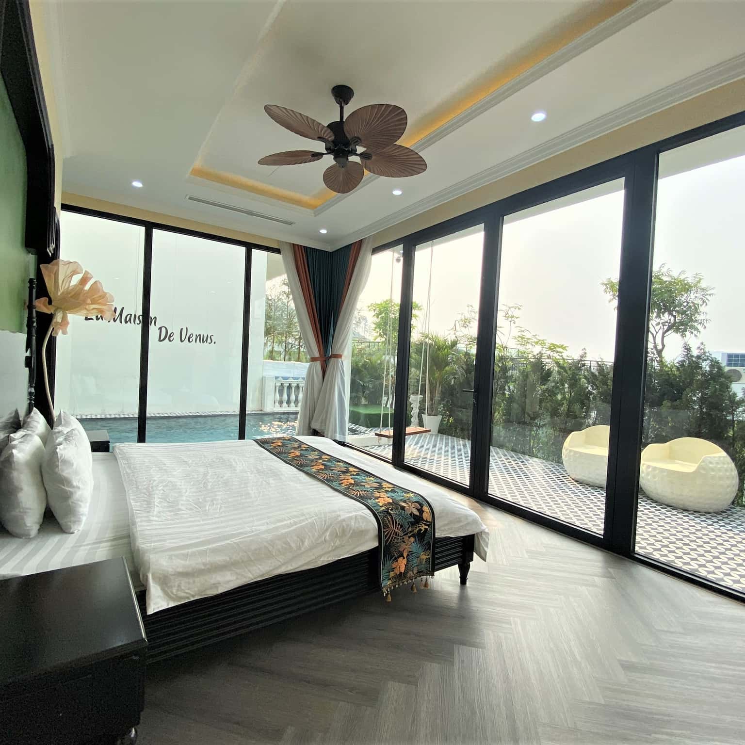 phong ngu 4 f2 22 venus dai lai vinh phuc 