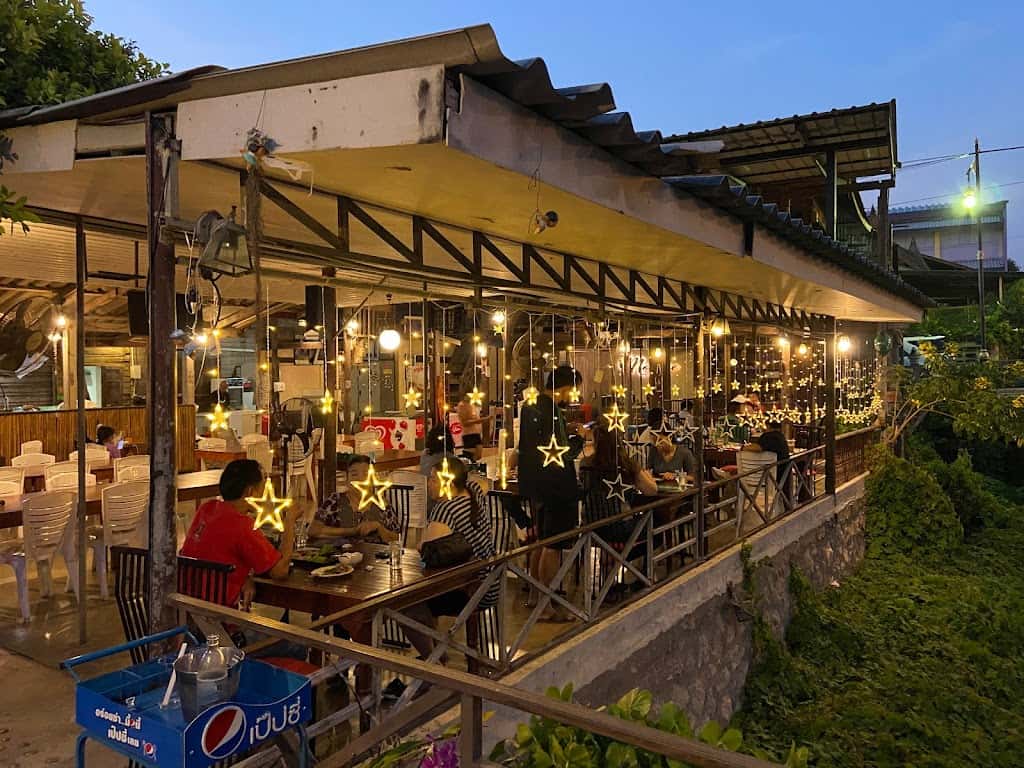 mondee restaurant phetchaburi thai lan
