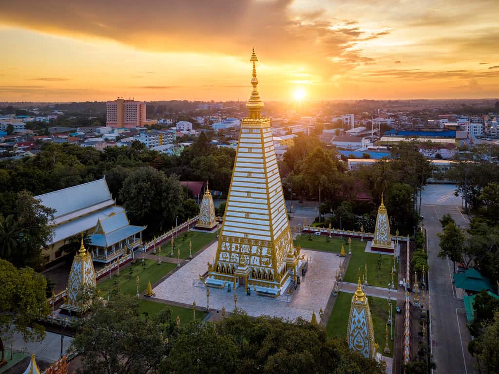 du lich ubon rachathani thai lan