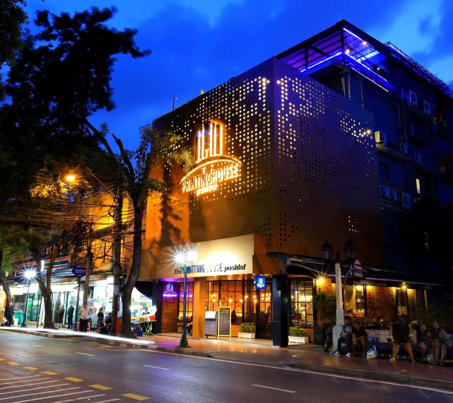 the printing house poshtel thailand