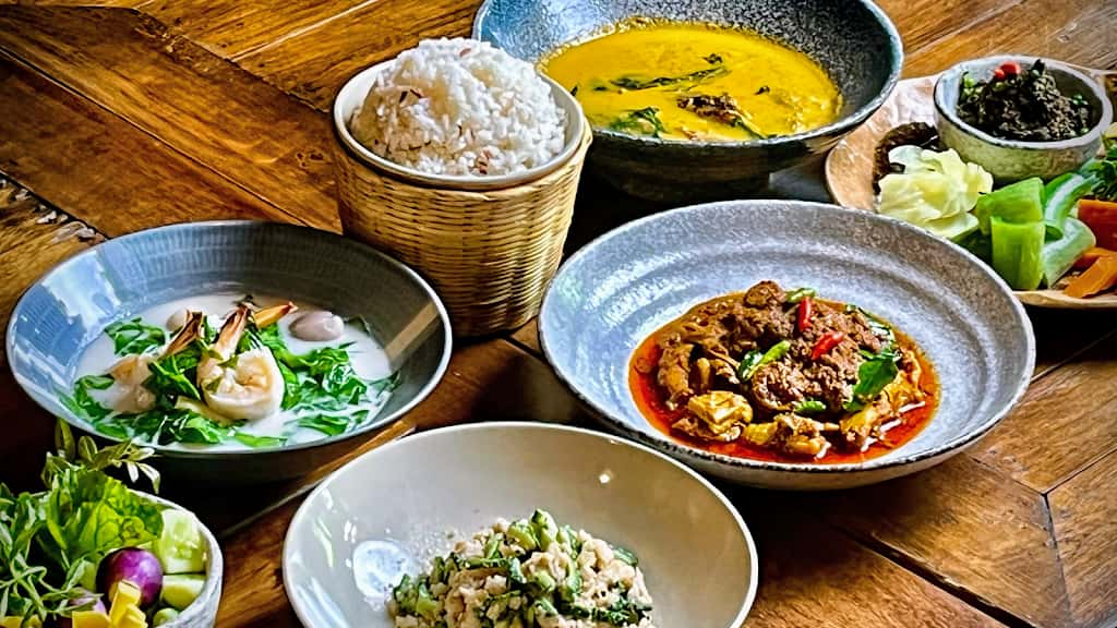 phensiri thai restaurant koh samui thai lan