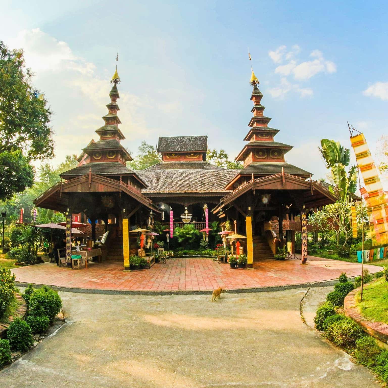wat jom sawan thailand