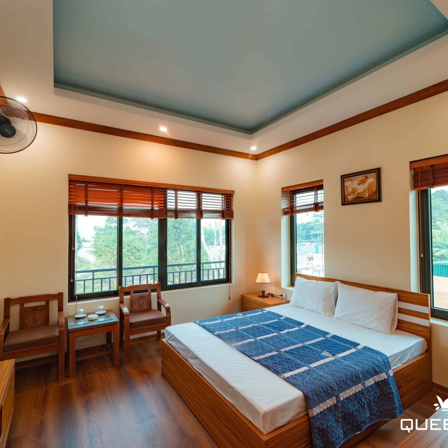 queen villa tuan chau ha long 