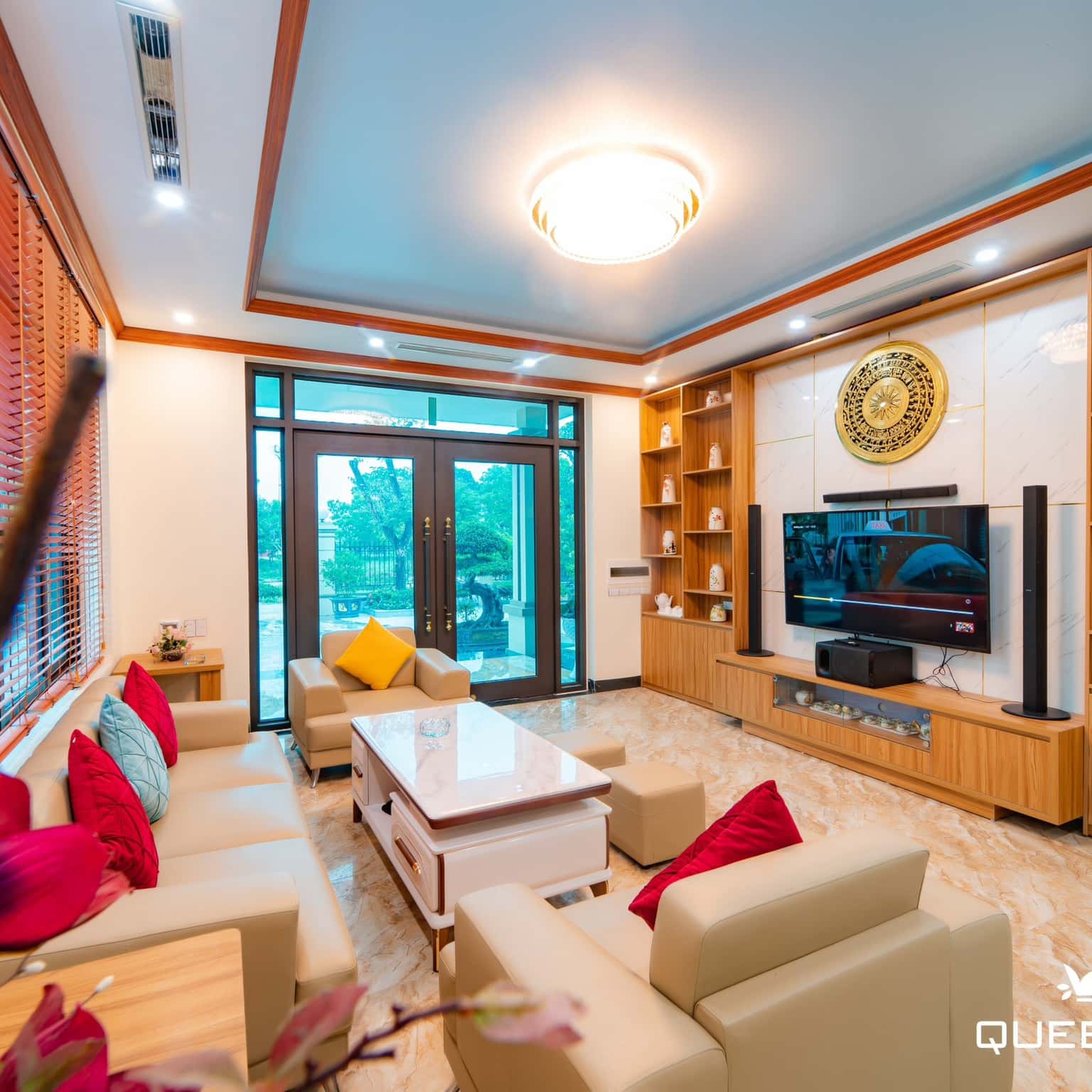 queen villa tuan chau ha long 
