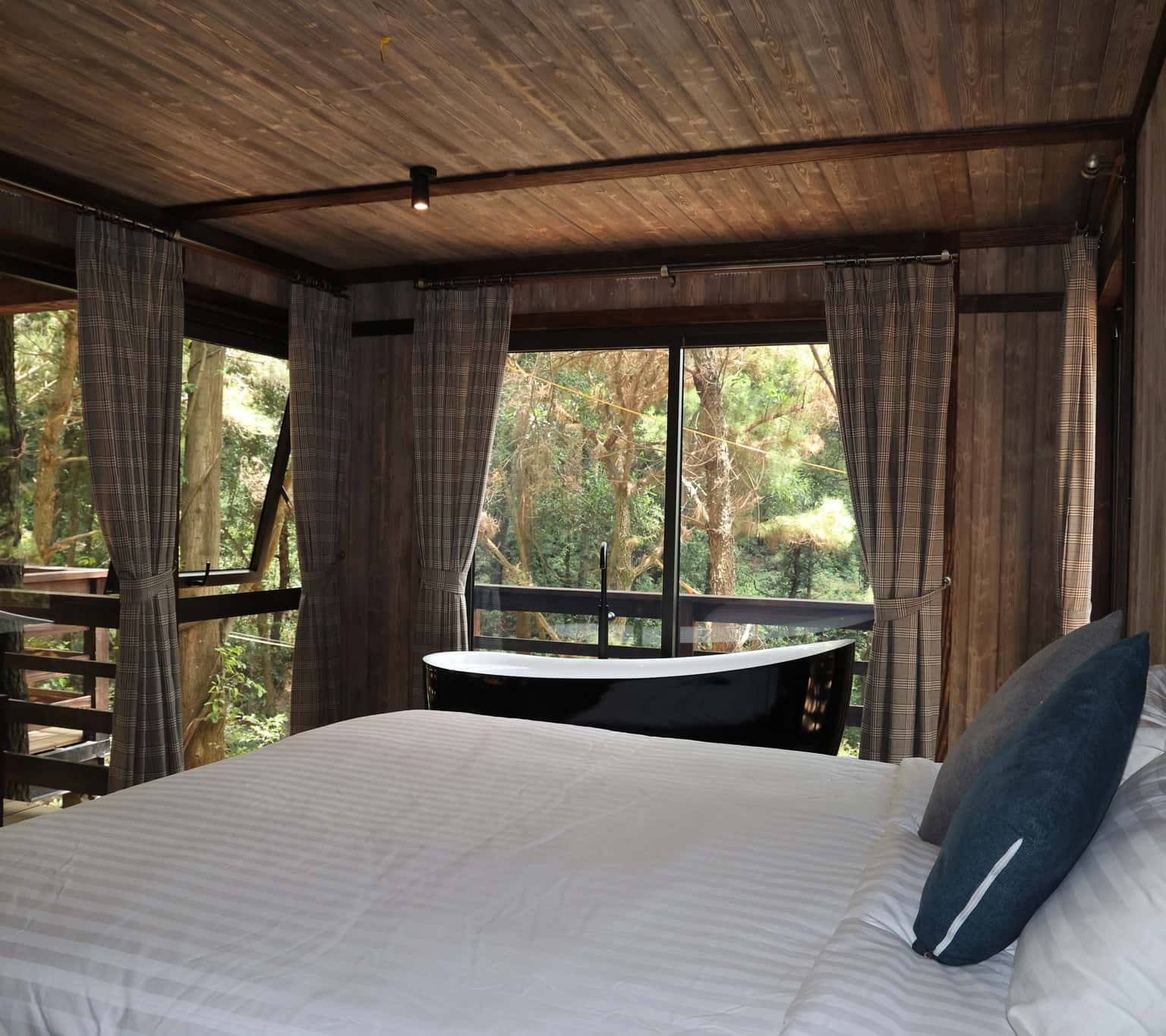 room 9u amaya retreat soc son ha noi 