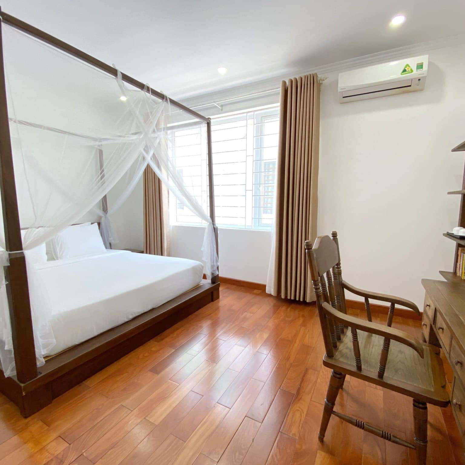justfly ann house ha long