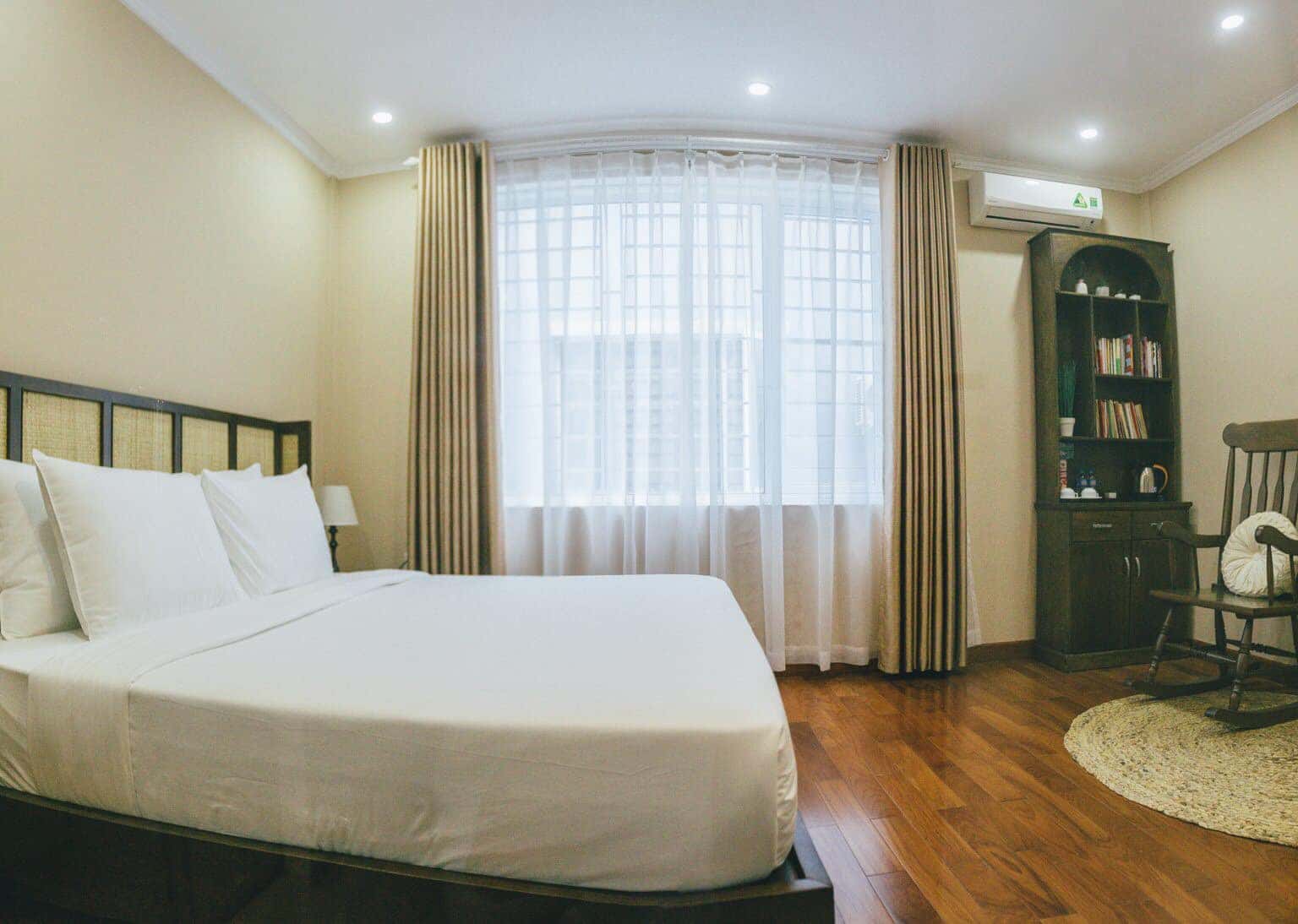 justfly ann house ha long