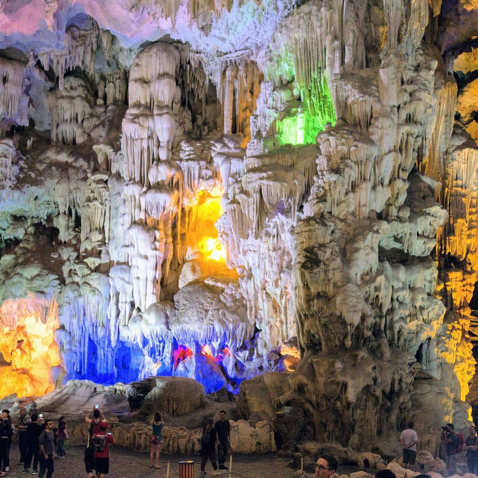 Động Thiên Cung, Hạ Long