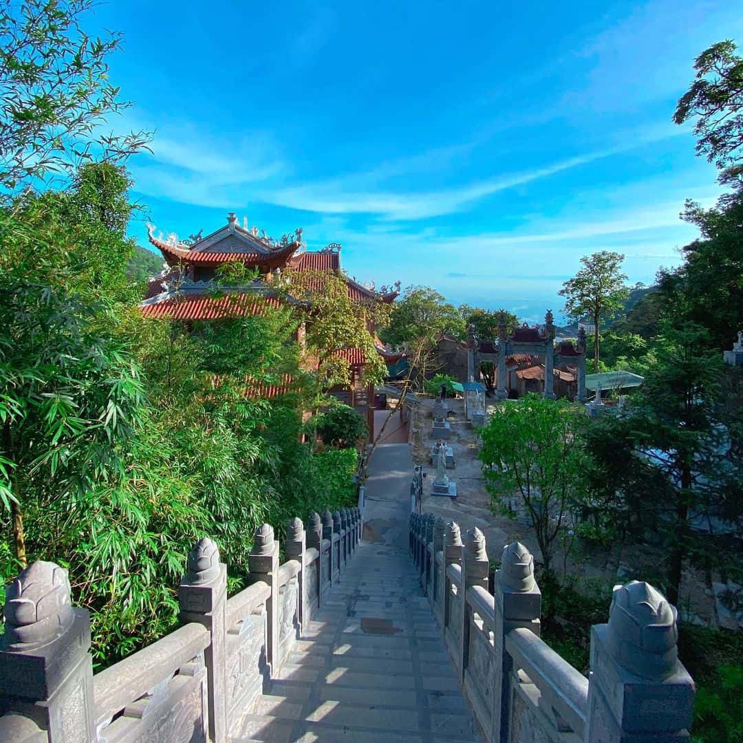 den ba chua thuong ngan tam dao vinh phuc 