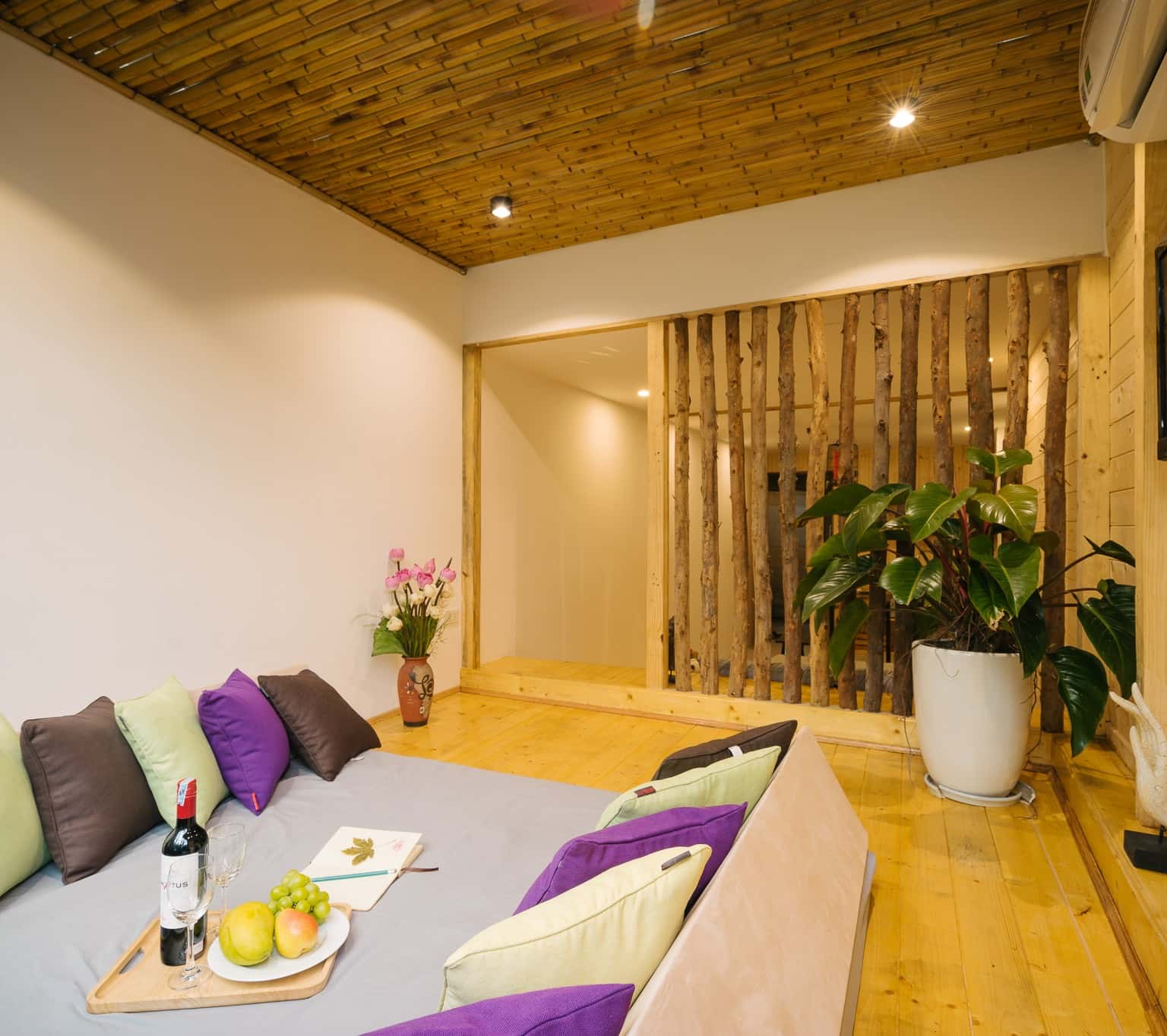 Bedroom 2 (shared room)