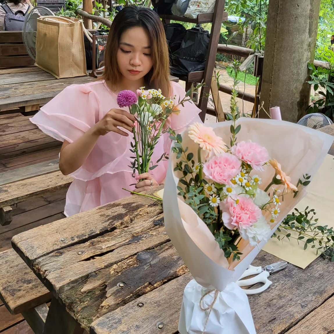 Quầy bán hoa & workshop