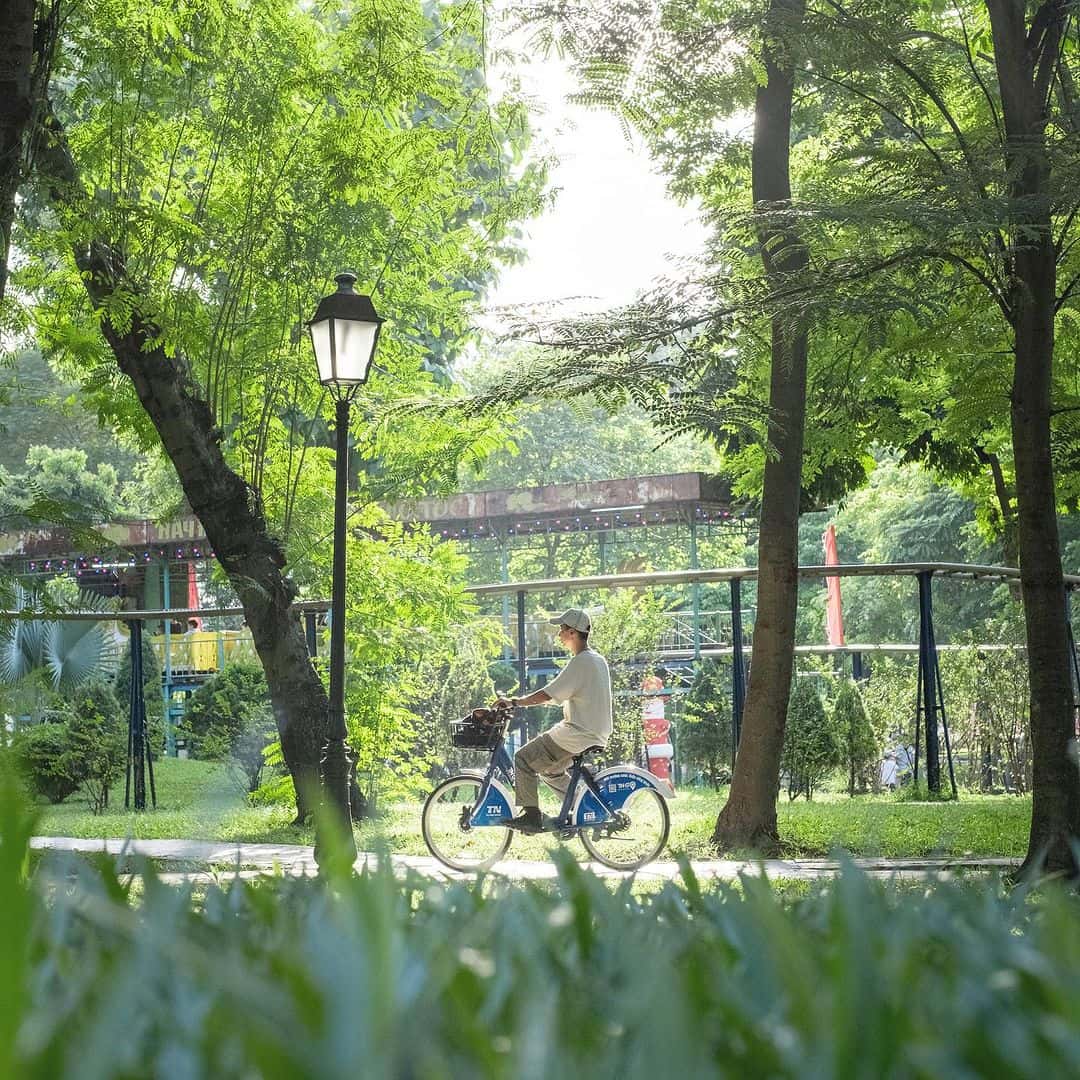 justfly cong vien thong nhat hanoi