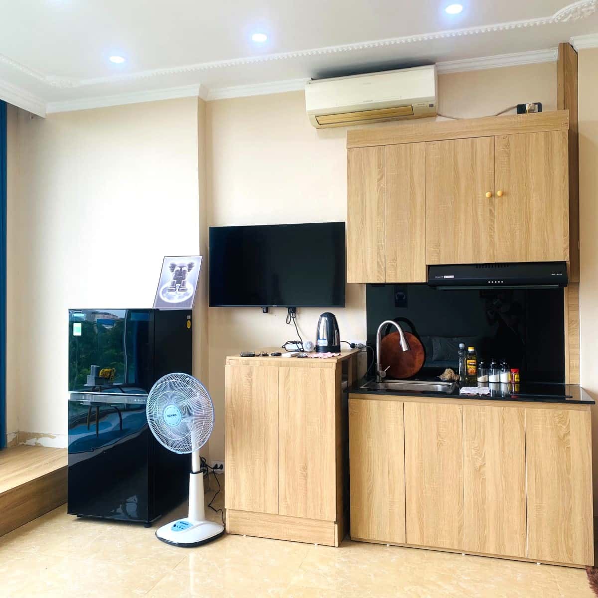 Studio 401 - KaTa House, Lạc Long Quân - View Hồ Tây — ảnh 8