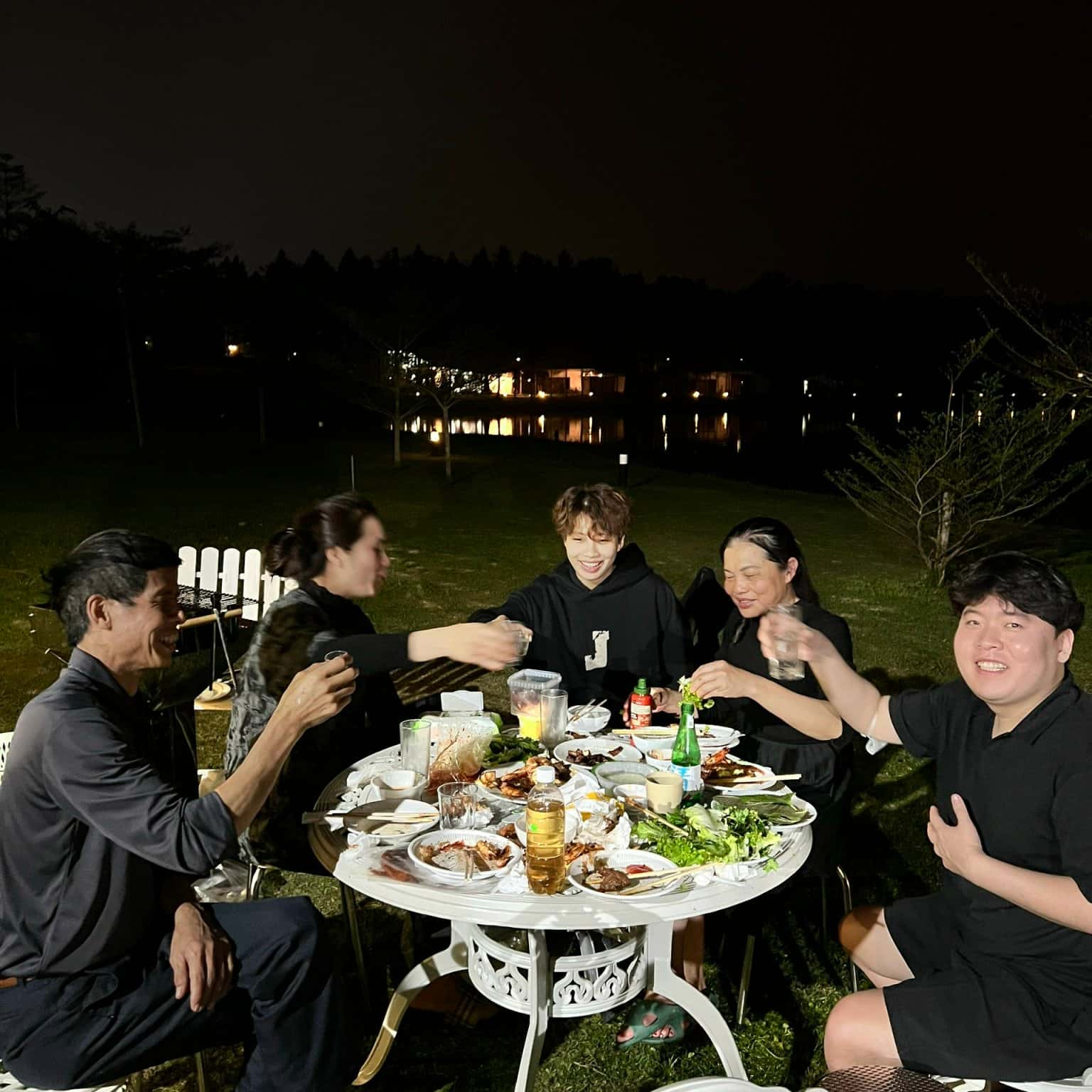 Photo 1