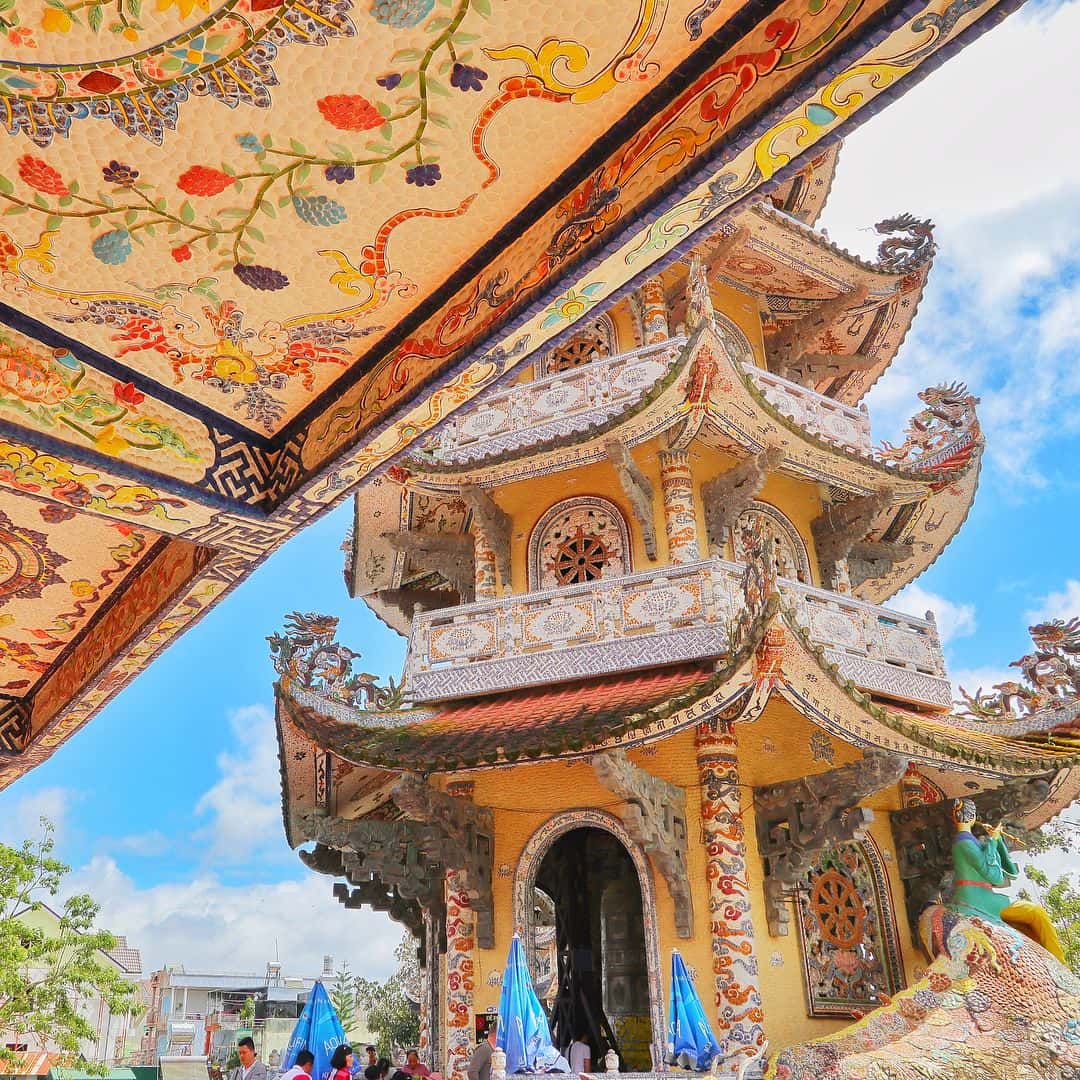 justfly chua linh phuoc chua ve chai da lat