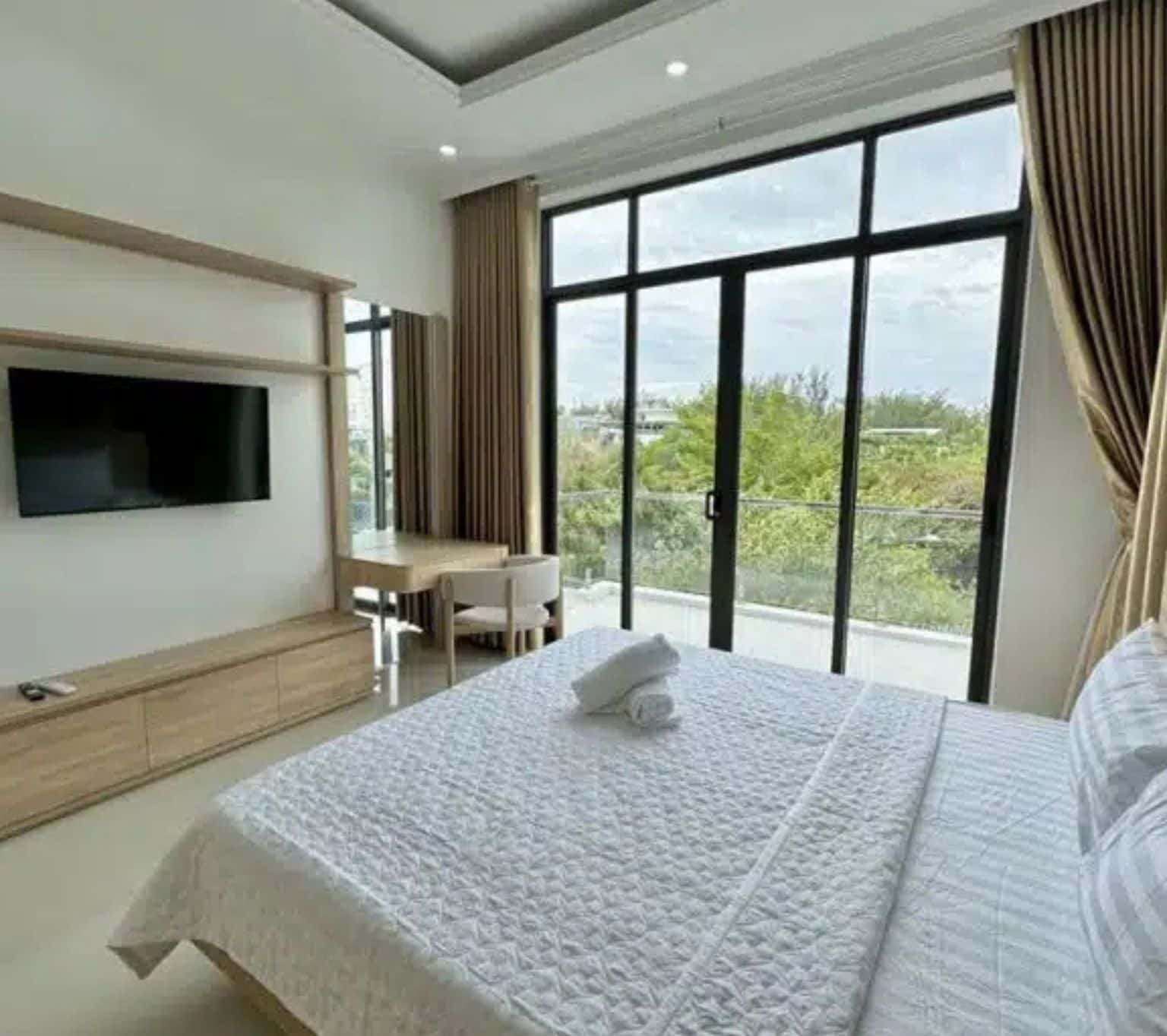 Bedroom 8