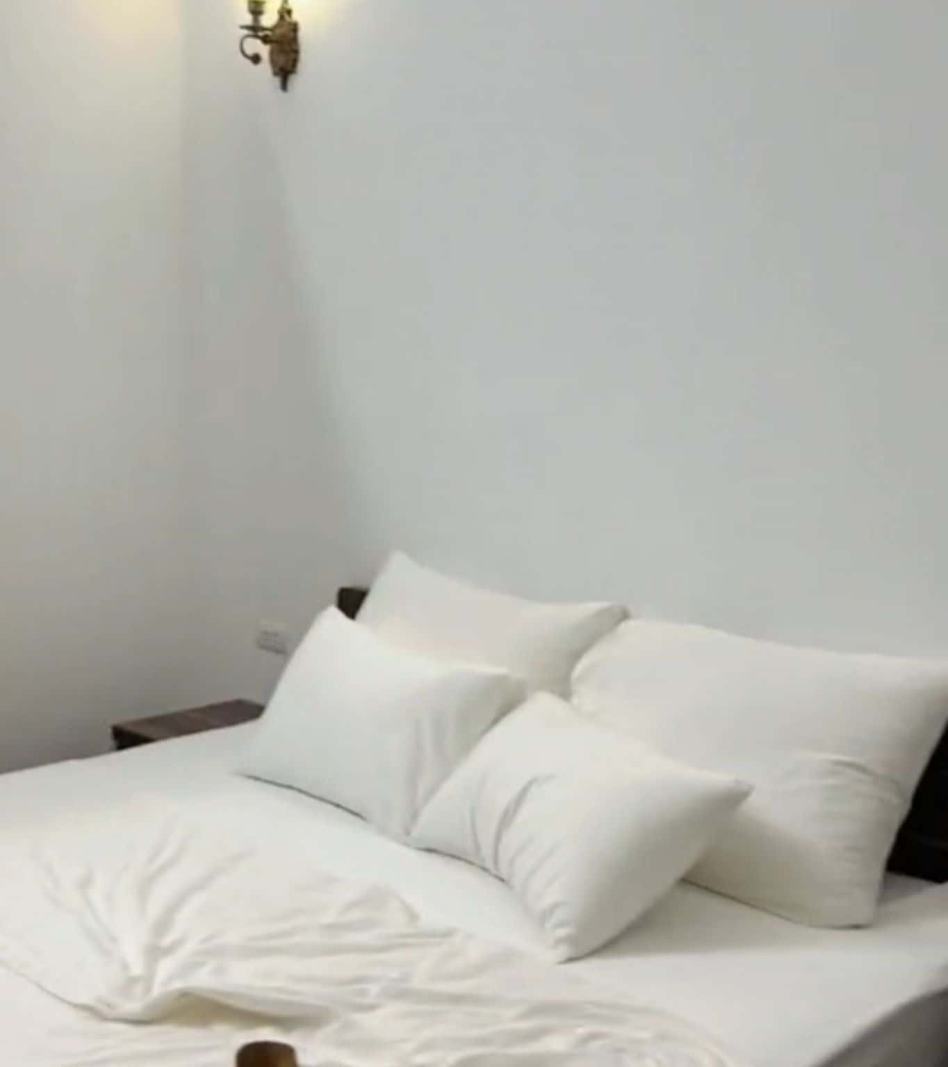 Phòng ngủ 2 tầng 1 view vườn