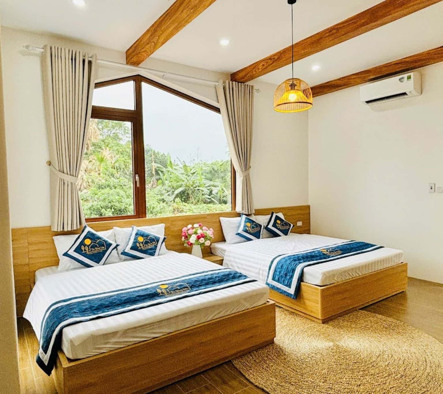 Phòng ngủ 2 (tầng 1) view sân vườn
