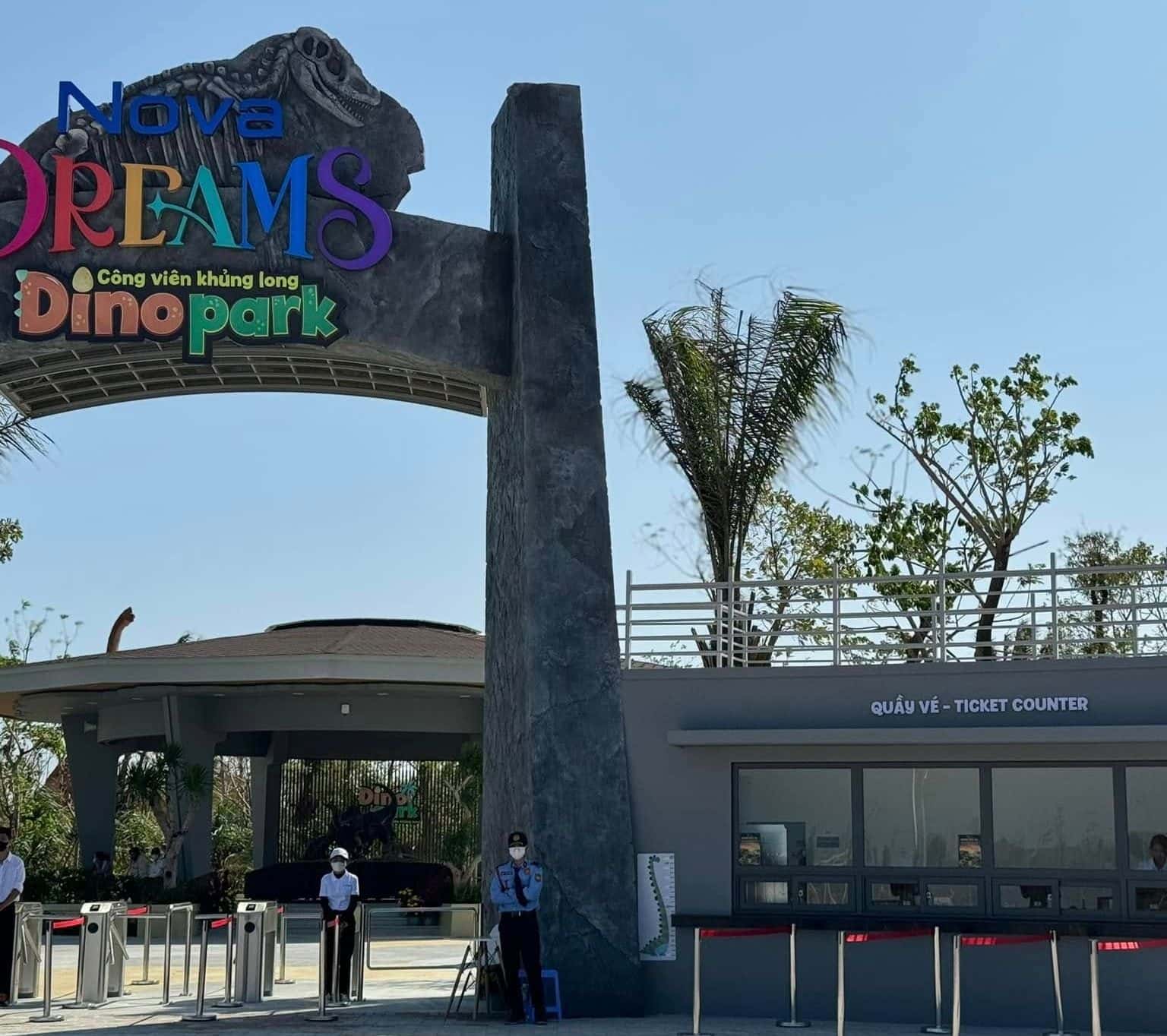 Công Viên Khủng Long Dino Park